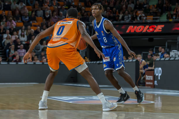 赛包包含了 赛包包含了